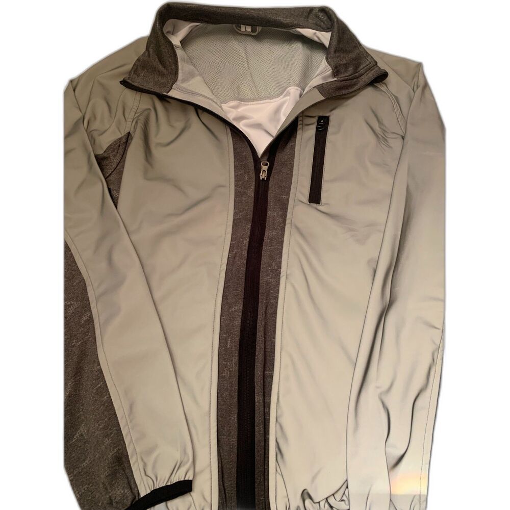 High Visibility Lightweight Breathable Reflective Cycling/Sports  Jacket